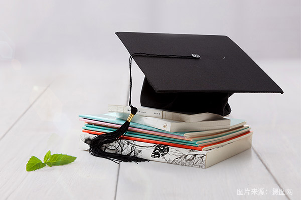 成人大學文憑有用嗎？成人大學是全日制文憑還是業(yè)余文憑？
